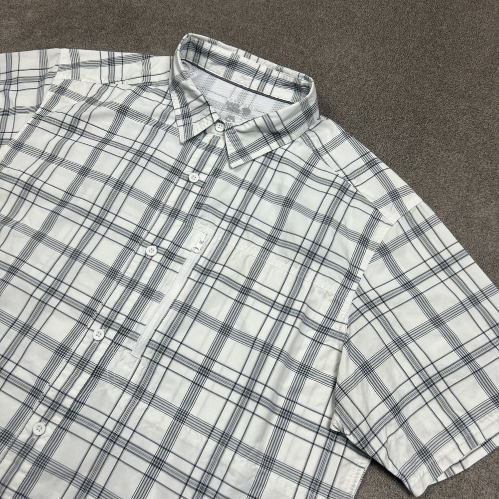 Mountain Hardware Shirt Mens Medium White Gray Plaid Button Up Zip Pocket Nylon